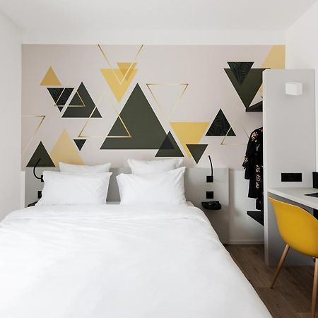 B&B Hotel Офтринген Екстериор снимка