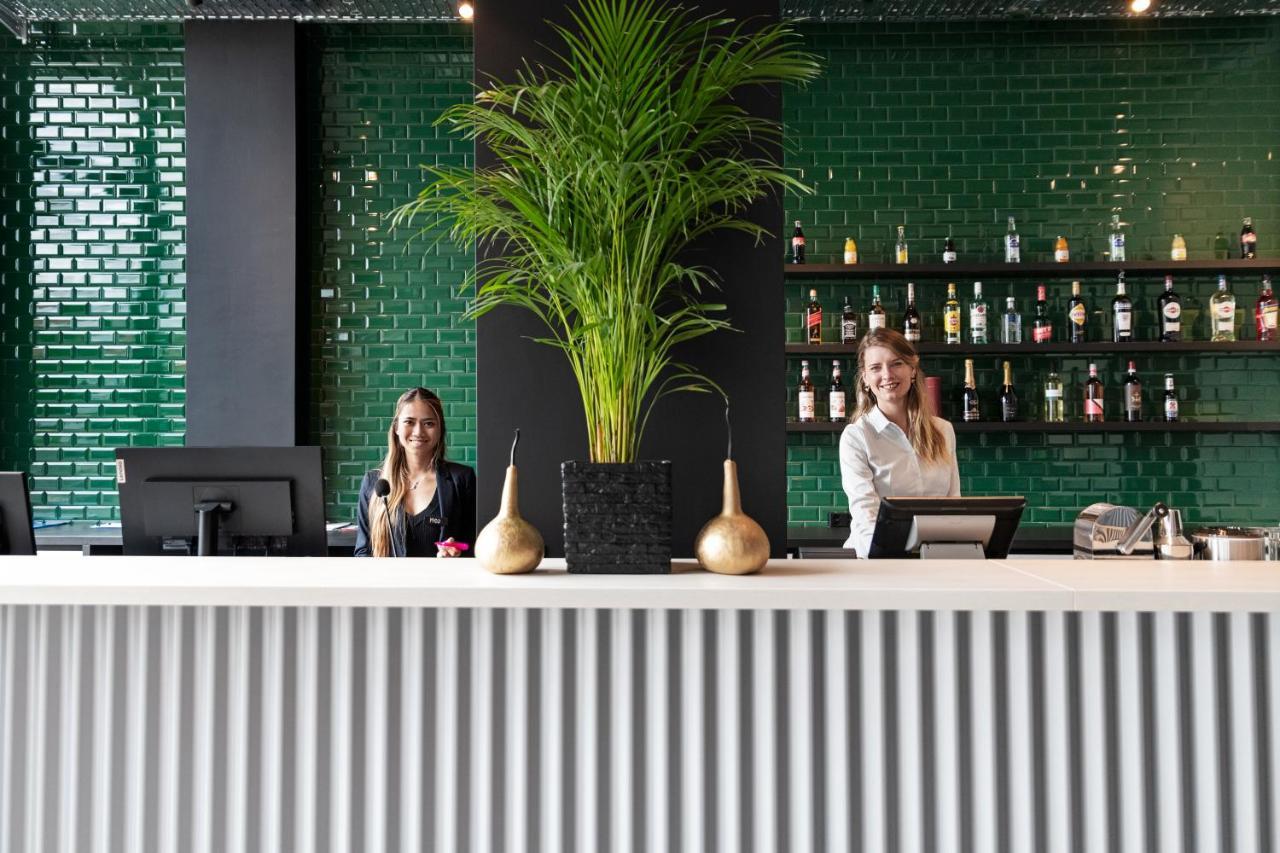 B&B Hotel Офтринген Екстериор снимка